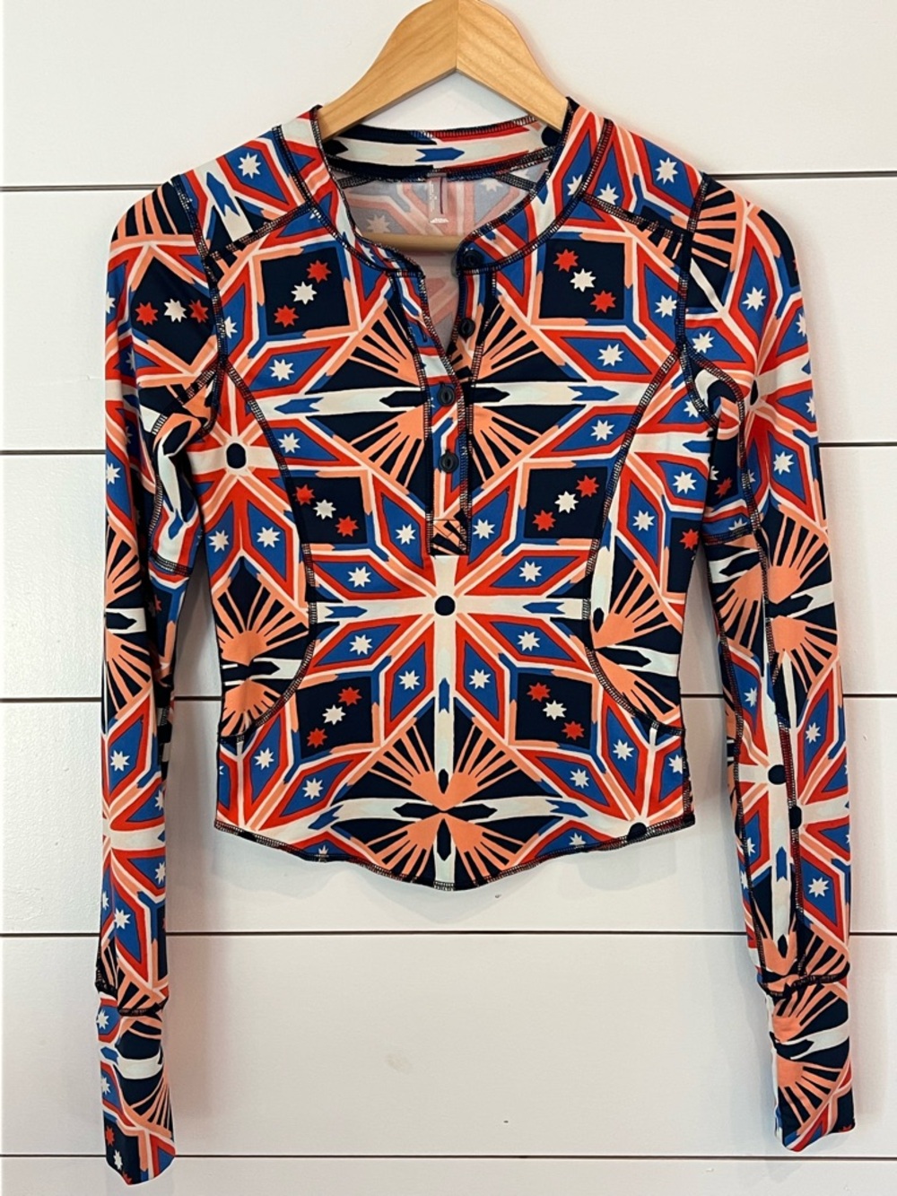 FP Movement Long-Sleeve‎ Geometric Print Henley Top (dri fit like material) XS
